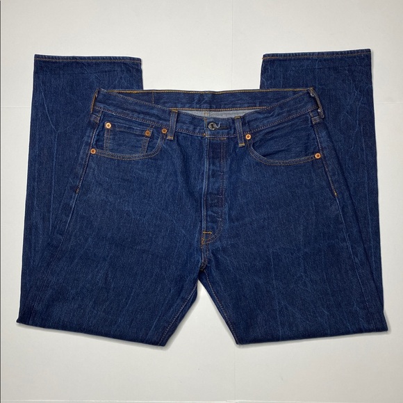 Levi's Classic 501 Jeans - Picture 2 of 11